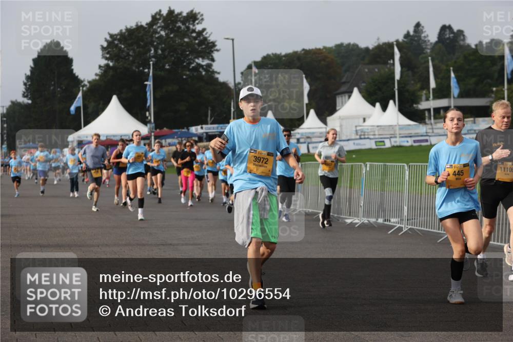 13.09.2026 - Kiel Lauf Andreas Tolksdorf http://msf.ph/oto/10296554 13.09.2026 09:25:05 Kiellinie 39, 3972, 38, 445, 1110 meine-sportfotos.de