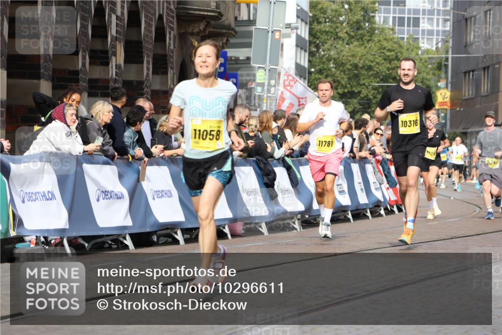13.09.2026 - 21. swb-Marathon Bremen Strokosch-Dieckow http://msf.ph/oto/10296611 13.09.2026 10:48:18 Ziel 10142, 10329, 11193, 11360, 11735, 12278, 12354, 12487, 12558, 13620, 10231, 10269, 10421, 10426, 10489, 10770, 10814, 10993, 11582, 11683, 11815, 11837, 12259, 13570 meine-sportfotos.de