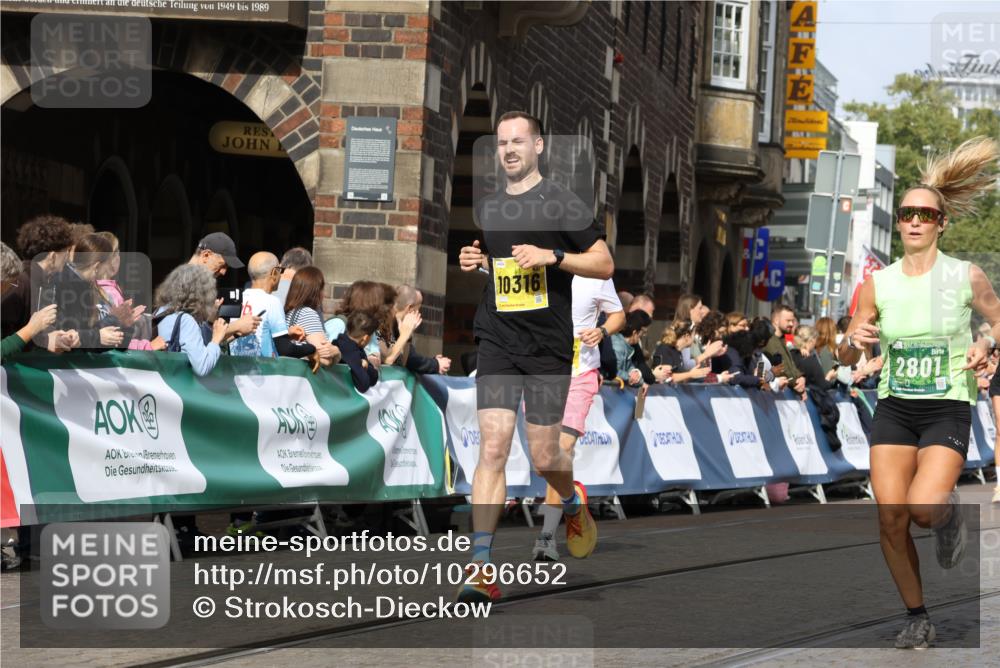13.09.2026 - 21. swb-Marathon Bremen Strokosch-Dieckow http://msf.ph/oto/10296652 13.09.2026 10:48:21 Ziel 10142, 10329, 11058, 11193, 11360, 11735, 12278, 12354, 12487, 13620, 10231, 10269, 10426, 10489, 10538, 10770, 10814, 10993, 11196, 11582, 11611, 11683, 11837, 13570 meine-sportfotos.de