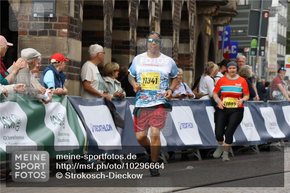 13.09.2026 - 21. swb-Marathon Bremen Strokosch-Dieckow http://msf.ph/oto/10296664 13.09.2026 11:31:54 Ziel  meine-sportfotos.de