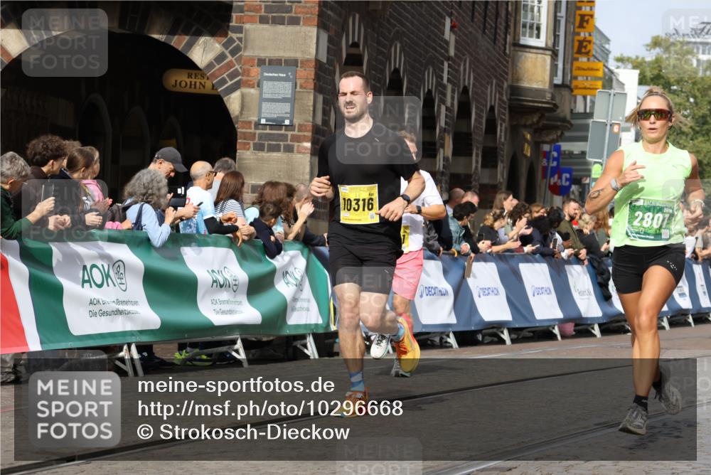 13.09.2026 - 21. swb-Marathon Bremen Strokosch-Dieckow http://msf.ph/oto/10296668 13.09.2026 10:48:21 Ziel 10142, 10329, 11058, 11193, 11360, 11735, 12278, 12354, 12487, 13620, 10231, 10269, 10426, 10489, 10538, 10770, 10814, 10993, 11196, 11582, 11611, 11683, 11837, 13570 meine-sportfotos.de