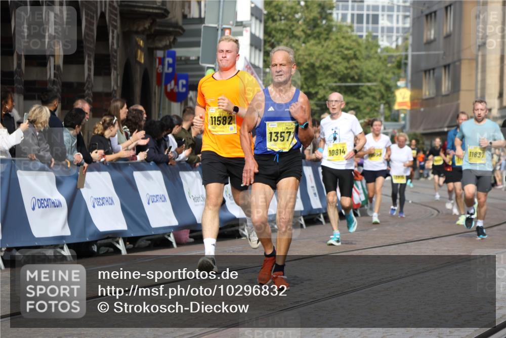 13.09.2026 - 21. swb-Marathon Bremen Strokosch-Dieckow http://msf.ph/oto/10296832 13.09.2026 10:48:34 Ziel 10142, 10316, 10329, 10421, 10638, 11058, 11135, 11193, 11241, 11683, 11781, 11815, 12259, 10815, 10917, 11372, 11611, 11885, 13512 meine-sportfotos.de