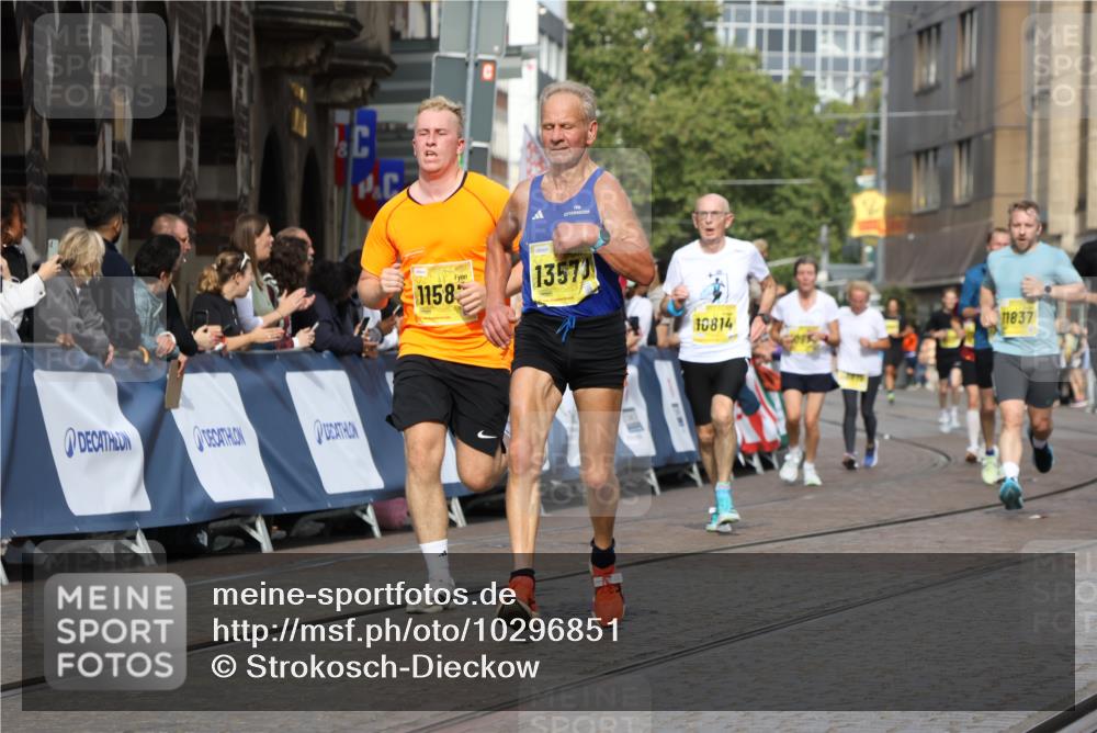 13.09.2026 - 21. swb-Marathon Bremen Strokosch-Dieckow http://msf.ph/oto/10296851 13.09.2026 10:48:35 Ziel 10316, 10329, 10421, 10638, 11058, 11135, 11193, 11241, 11683, 11781, 11815, 12259, 10815, 10917, 11372, 11885, 13512 meine-sportfotos.de