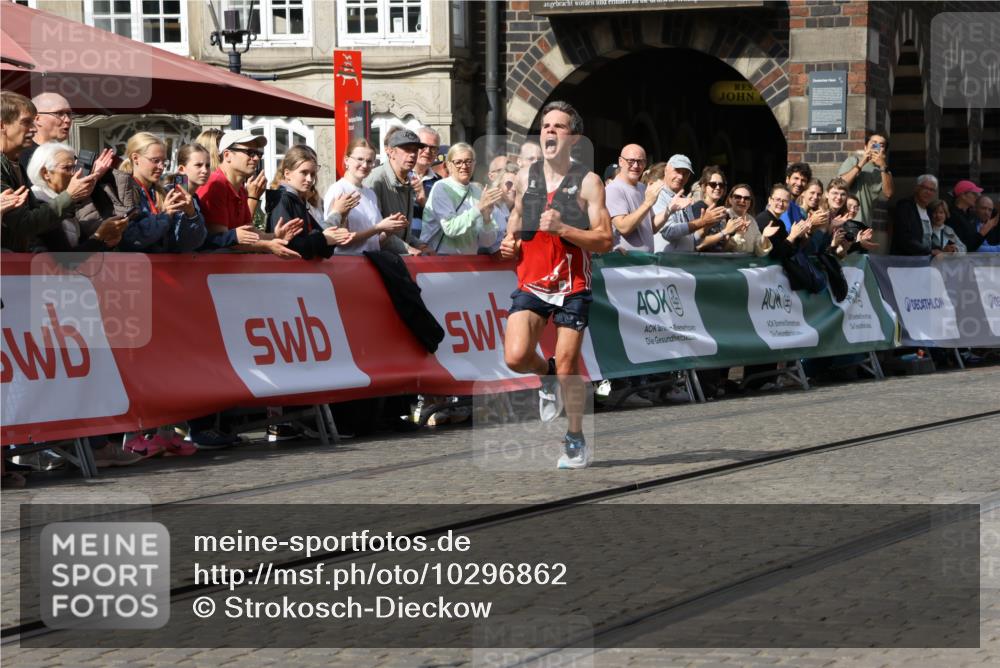 13.09.2026 - 21. swb-Marathon Bremen Strokosch-Dieckow http://msf.ph/oto/10296862 13.09.2026 12:09:42 Ziel 133 meine-sportfotos.de