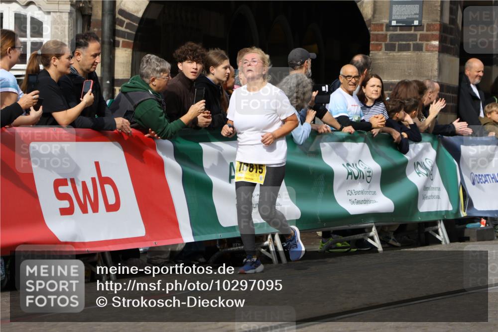 13.09.2026 - 21. swb-Marathon Bremen Strokosch-Dieckow http://msf.ph/oto/10297095 13.09.2026 10:48:48 Ziel 10231, 10269, 10421, 10426, 10489, 10538, 10638, 10770, 10814, 10917, 10993, 11135, 11196, 11582, 11611, 11683, 11815, 11837, 12259, 13570, 10253, 10293, 10566, 11891, 12027, 12204, 12350, 13512, 13555 meine-sportfotos.de