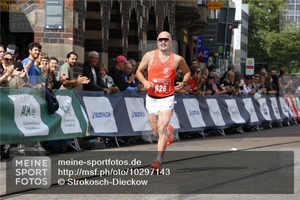 13.09.2026 - 21. swb-Marathon Bremen Strokosch-Dieckow http://msf.ph/oto/10297143 13.09.2026 12:21:22 Ziel 626 meine-sportfotos.de