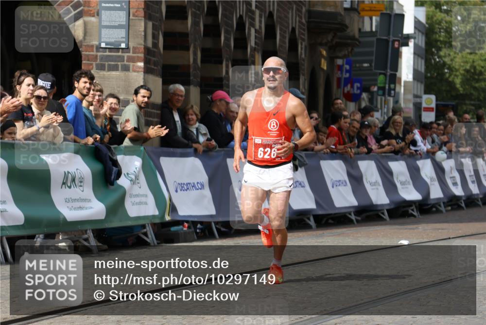 13.09.2026 - 21. swb-Marathon Bremen Strokosch-Dieckow http://msf.ph/oto/10297149 13.09.2026 12:21:22 Ziel 626 meine-sportfotos.de