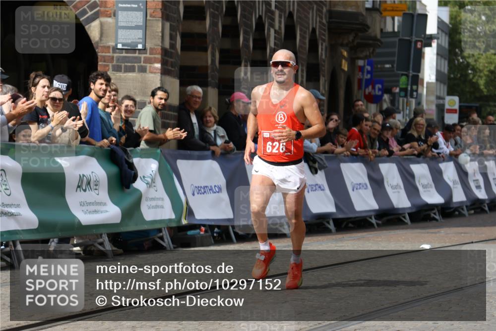 13.09.2026 - 21. swb-Marathon Bremen Strokosch-Dieckow http://msf.ph/oto/10297152 13.09.2026 12:21:22 Ziel 626 meine-sportfotos.de