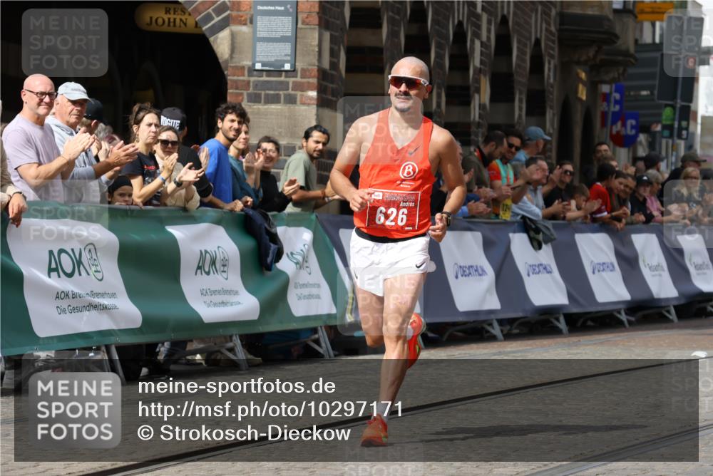 13.09.2026 - 21. swb-Marathon Bremen Strokosch-Dieckow http://msf.ph/oto/10297171 13.09.2026 12:21:23 Ziel 626 meine-sportfotos.de