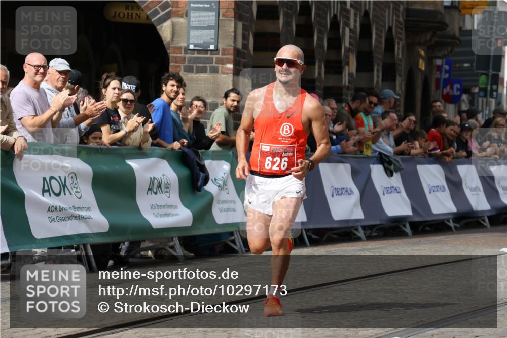 13.09.2026 - 21. swb-Marathon Bremen Strokosch-Dieckow http://msf.ph/oto/10297173 13.09.2026 12:21:23 Ziel 626 meine-sportfotos.de