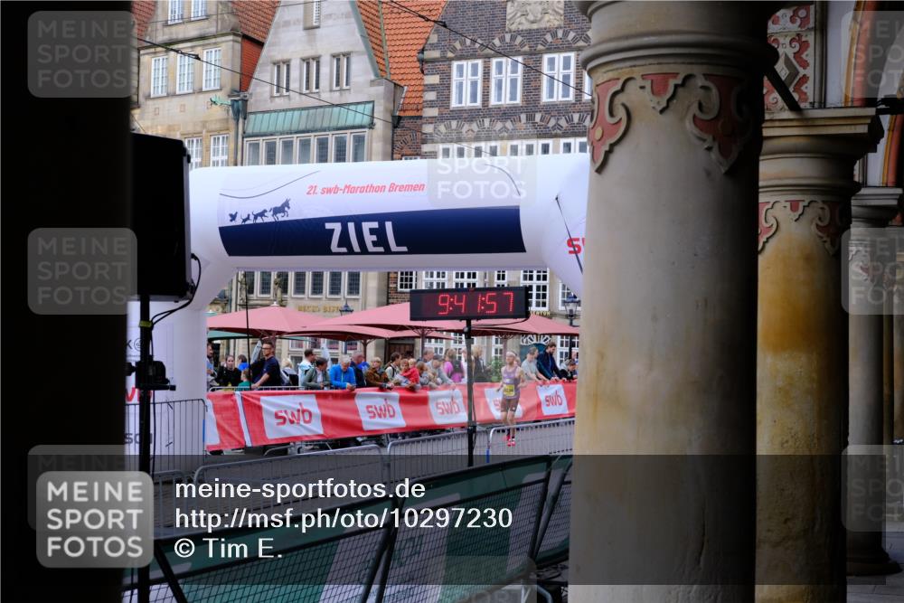 13.09.2026 - 21. swb-Marathon Bremen Tim E. http://msf.ph/oto/10297230 13.09.2026 09:41:58 Ziel  meine-sportfotos.de