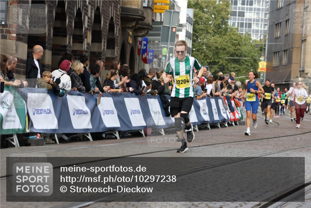 13.09.2026 - 21. swb-Marathon Bremen Strokosch-Dieckow http://msf.ph/oto/10297238 13.09.2026 10:49:02 Ziel 10231, 10269, 10489, 10538, 10770, 10815, 10917, 10993, 11196, 11372, 11611, 11885, 13512, 10294, 10392, 10514, 10655, 11316, 11567, 11891, 11896, 11984, 12132, 12149, 12450, 12529, 13577 meine-sportfotos.de