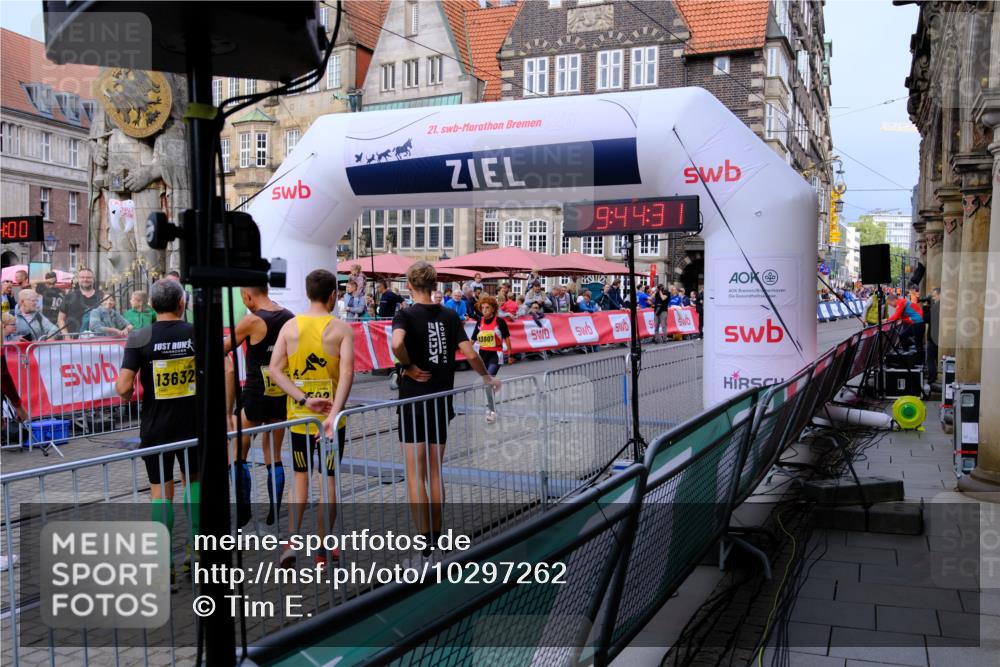 13.09.2026 - 21. swb-Marathon Bremen Tim E. http://msf.ph/oto/10297262 13.09.2026 09:44:33 Ziel  meine-sportfotos.de