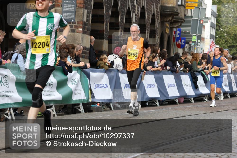 13.09.2026 - 21. swb-Marathon Bremen Strokosch-Dieckow http://msf.ph/oto/10297337 13.09.2026 10:49:04 Ziel 10538, 10815, 10917, 10993, 11196, 11372, 11611, 11885, 12204, 13512, 10294, 10392, 10514, 10655, 11316, 11567, 11896, 11984, 12132, 12149, 12450, 12529, 13577 meine-sportfotos.de