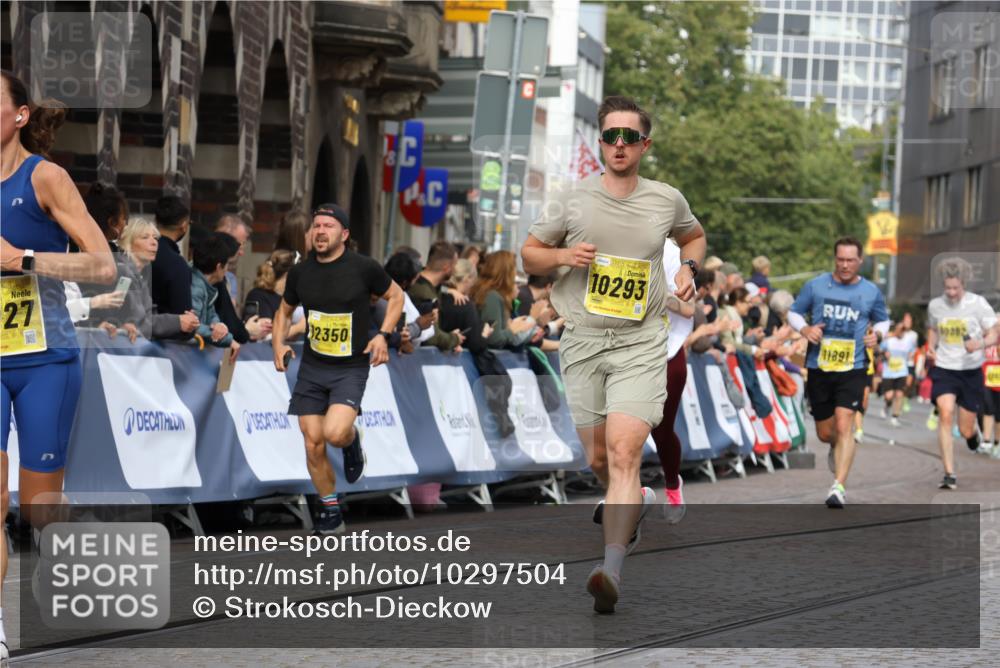 13.09.2026 - 21. swb-Marathon Bremen Strokosch-Dieckow http://msf.ph/oto/10297504 13.09.2026 10:49:08 Ziel 10815, 10917, 11372, 11885, 12204, 13512, 13555, 10294, 10514, 10655, 11316, 11567, 11621, 11896, 11984, 12149, 12376, 13577 meine-sportfotos.de