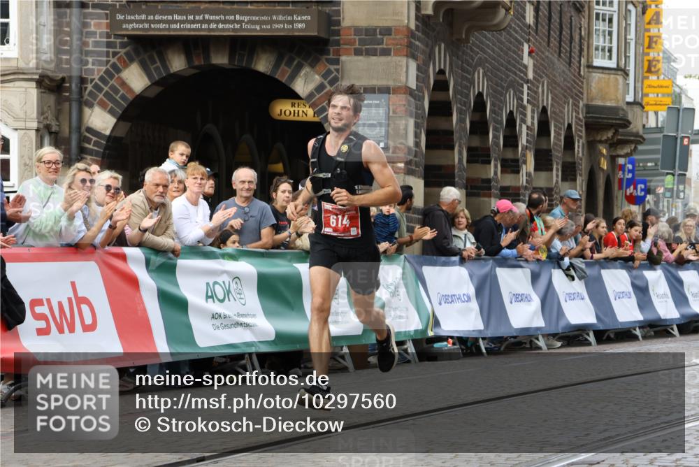13.09.2026 - 21. swb-Marathon Bremen Strokosch-Dieckow http://msf.ph/oto/10297560 13.09.2026 12:28:45 Ziel 443, 614, 2054, 317, 796, 1046 meine-sportfotos.de