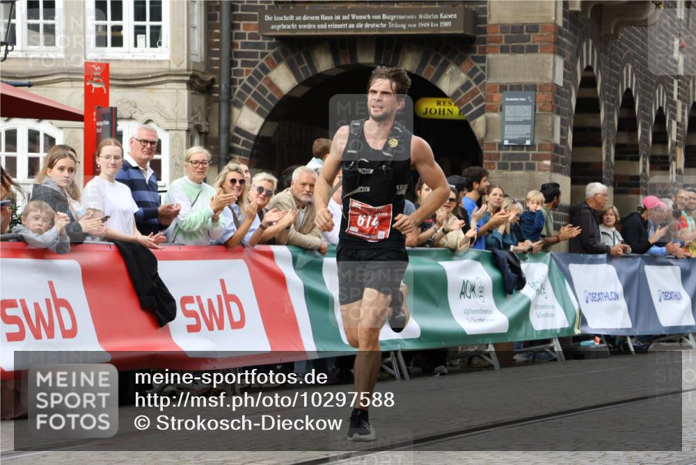 13.09.2026 - 21. swb-Marathon Bremen Strokosch-Dieckow http://msf.ph/oto/10297588 13.09.2026 12:28:46 Ziel 443, 614, 2054, 317, 796, 1046 meine-sportfotos.de