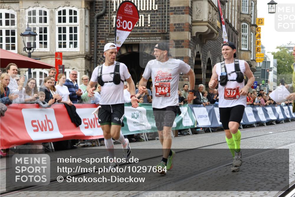 13.09.2026 - 21. swb-Marathon Bremen Strokosch-Dieckow http://msf.ph/oto/10297684 13.09.2026 12:29:27 Ziel 317, 608, 796, 1046, 821 meine-sportfotos.de