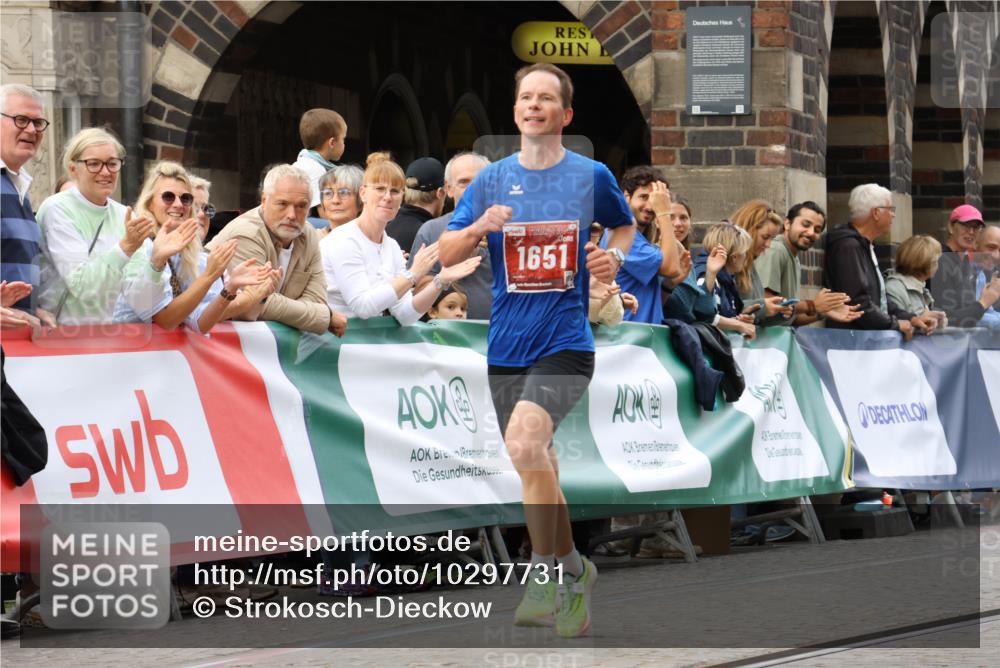 13.09.2026 - 21. swb-Marathon Bremen Strokosch-Dieckow http://msf.ph/oto/10297731 13.09.2026 12:29:44 Ziel 1651 meine-sportfotos.de