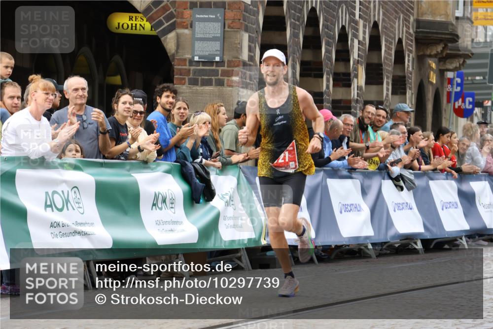 13.09.2026 - 21. swb-Marathon Bremen Strokosch-Dieckow http://msf.ph/oto/10297739 13.09.2026 12:30:02 Ziel 821 meine-sportfotos.de