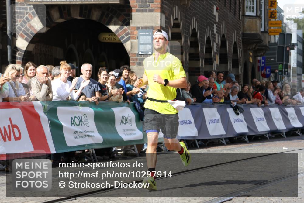 13.09.2026 - 21. swb-Marathon Bremen Strokosch-Dieckow http://msf.ph/oto/10297914 13.09.2026 12:33:17 Ziel 822 meine-sportfotos.de