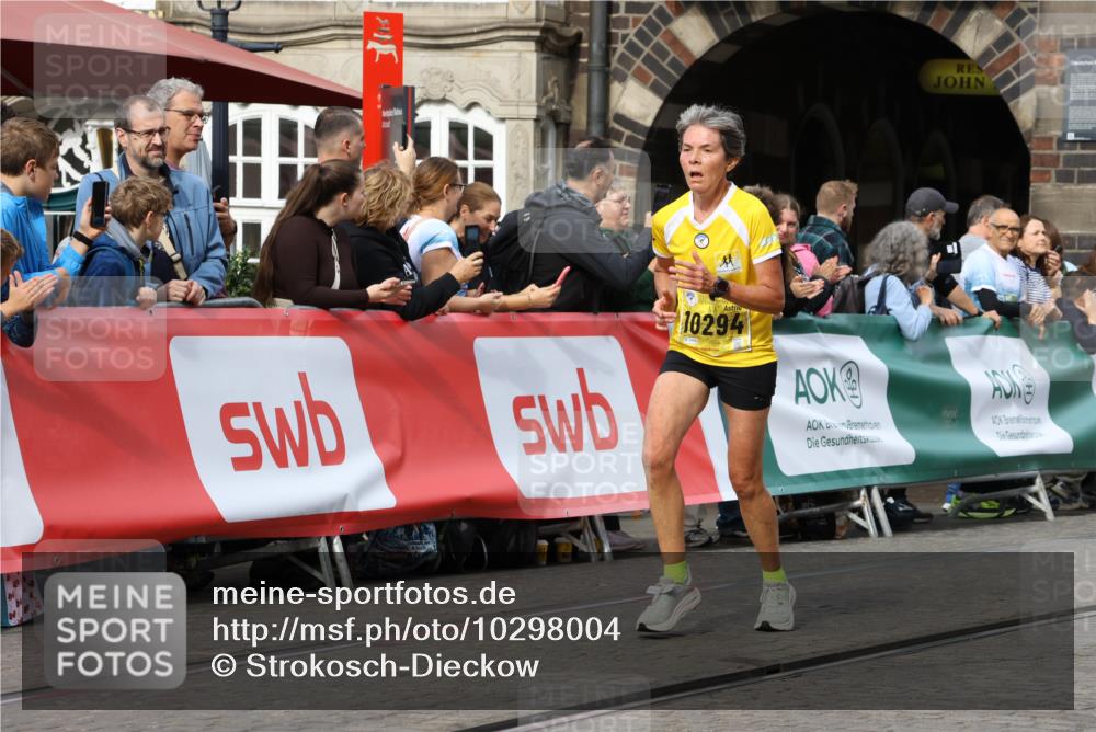 13.09.2026 - 21. swb-Marathon Bremen Strokosch-Dieckow http://msf.ph/oto/10298004 13.09.2026 10:49:26 Ziel 10253, 10293, 10294, 10392, 10514, 10566, 10655, 11316, 11567, 11891, 11896, 11984, 12027, 12132, 12149, 12350, 12450, 12529, 13555, 13577, 10835, 10910, 11092, 11635, 11717 meine-sportfotos.de