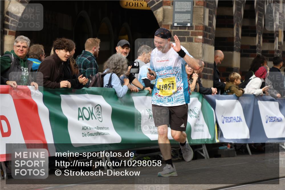 13.09.2026 - 21. swb-Marathon Bremen Strokosch-Dieckow http://msf.ph/oto/10298058 13.09.2026 10:49:29 Ziel 10253, 10293, 10294, 10392, 10514, 10566, 10655, 11316, 11567, 11891, 11896, 11984, 12027, 12132, 12149, 12350, 12450, 12529, 13577, 10709, 11007, 11092, 11717 meine-sportfotos.de
