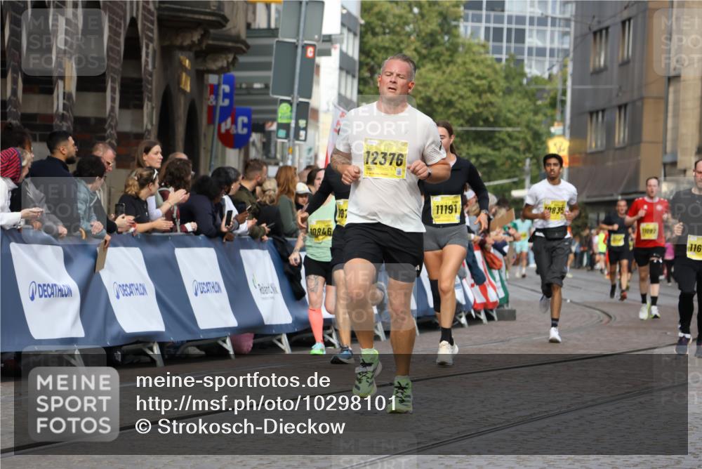 13.09.2026 - 21. swb-Marathon Bremen Strokosch-Dieckow http://msf.ph/oto/10298101 13.09.2026 10:49:32 Ziel 10294, 10392, 10514, 10566, 10655, 11316, 11567, 11621, 11891, 11896, 11984, 12132, 12149, 12450, 12529, 13577, 10709, 11007, 11717 meine-sportfotos.de