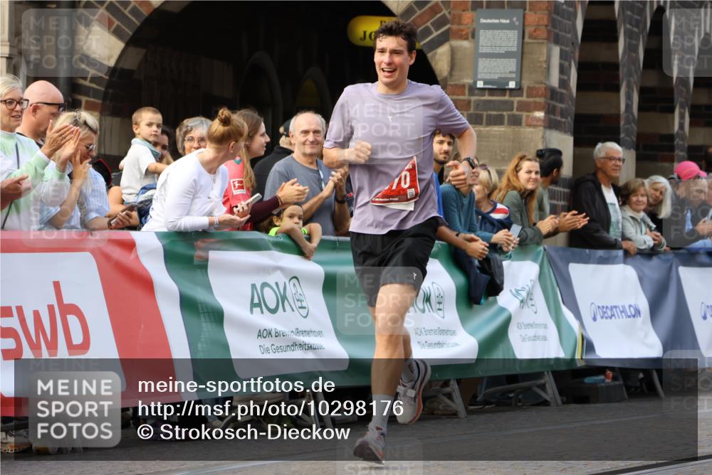 13.09.2026 - 21. swb-Marathon Bremen Strokosch-Dieckow http://msf.ph/oto/10298176 13.09.2026 12:36:25 Ziel 1670 meine-sportfotos.de