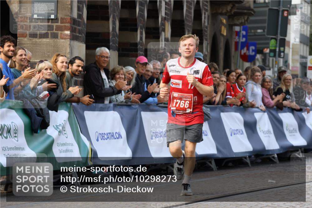 13.09.2026 - 21. swb-Marathon Bremen Strokosch-Dieckow http://msf.ph/oto/10298273 13.09.2026 12:38:04 Ziel 1766 meine-sportfotos.de