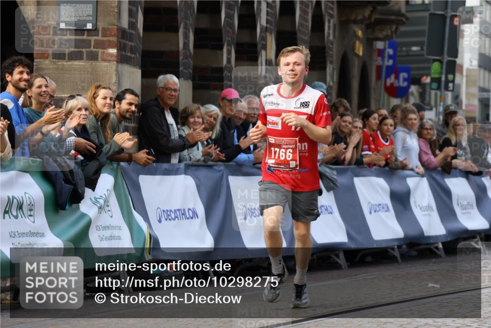 13.09.2026 - 21. swb-Marathon Bremen Strokosch-Dieckow http://msf.ph/oto/10298275 13.09.2026 12:38:04 Ziel 1766 meine-sportfotos.de