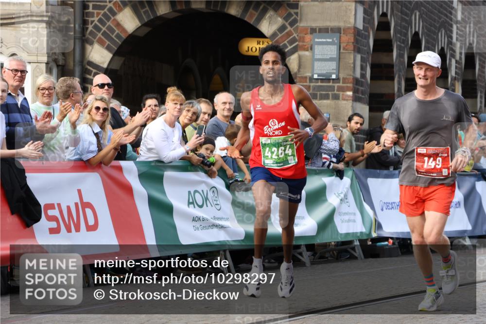 13.09.2026 - 21. swb-Marathon Bremen Strokosch-Dieckow http://msf.ph/oto/10298297 13.09.2026 12:40:36 Ziel 149, 1263, 3662 meine-sportfotos.de