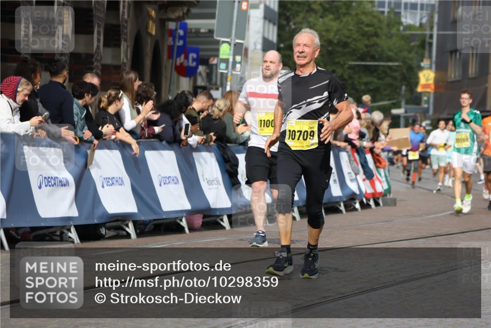 13.09.2026 - 21. swb-Marathon Bremen Strokosch-Dieckow http://msf.ph/oto/10298359 13.09.2026 10:49:51 Ziel 10739, 10835, 10846, 10910, 11092, 11191, 11621, 11635, 11717, 12376, 10452, 10593, 10876, 10966, 11005, 11035, 11415, 12380, 12510 meine-sportfotos.de