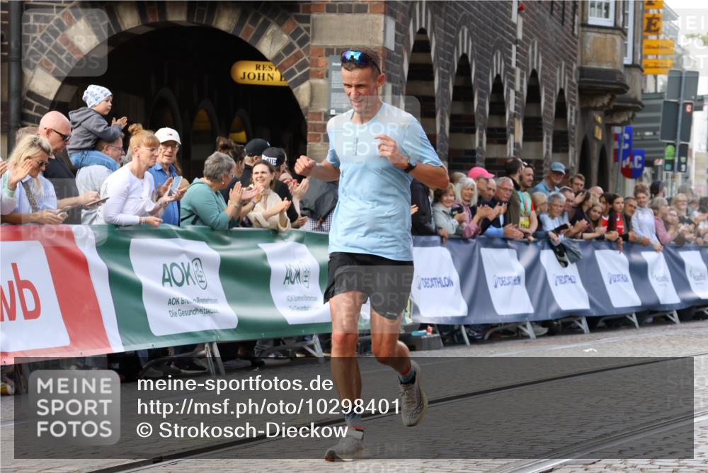 13.09.2026 - 21. swb-Marathon Bremen Strokosch-Dieckow http://msf.ph/oto/10298401 13.09.2026 12:41:35 Ziel 634, 129 meine-sportfotos.de