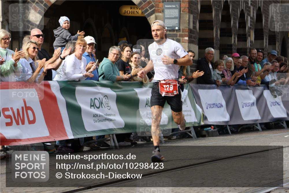 13.09.2026 - 21. swb-Marathon Bremen Strokosch-Dieckow http://msf.ph/oto/10298423 13.09.2026 12:42:11 Ziel 129 meine-sportfotos.de