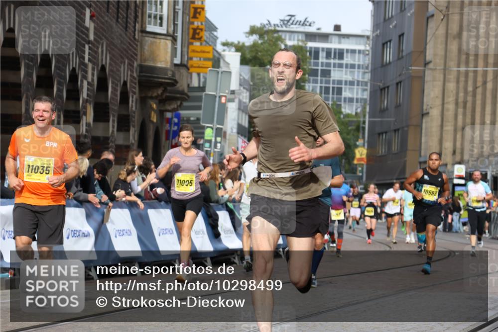 13.09.2026 - 21. swb-Marathon Bremen Strokosch-Dieckow http://msf.ph/oto/10298499 13.09.2026 10:50:01 Ziel 10709, 11007, 11092, 11183, 11717, 10876, 11111, 11128, 11178, 12240, 12269 meine-sportfotos.de