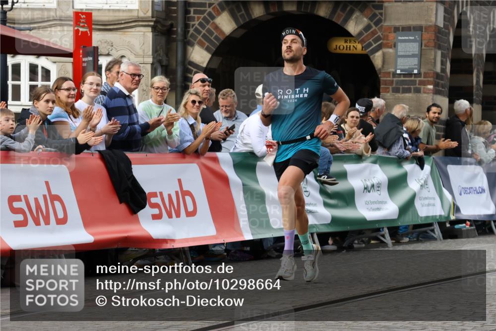 13.09.2026 - 21. swb-Marathon Bremen Strokosch-Dieckow http://msf.ph/oto/10298664 13.09.2026 12:44:33 Ziel 798, 1313, 1490, 2044, 6507, 289, 6485 meine-sportfotos.de