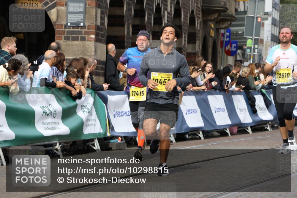 13.09.2026 - 21. swb-Marathon Bremen Strokosch-Dieckow http://msf.ph/oto/10298815 13.09.2026 10:50:09 Ziel 10508, 10593, 10709, 10966, 11005, 11007, 11035, 11183, 12380, 10170, 10923, 11111, 11128, 11178, 11497, 11499, 11680, 12045, 12269, 13562 meine-sportfotos.de