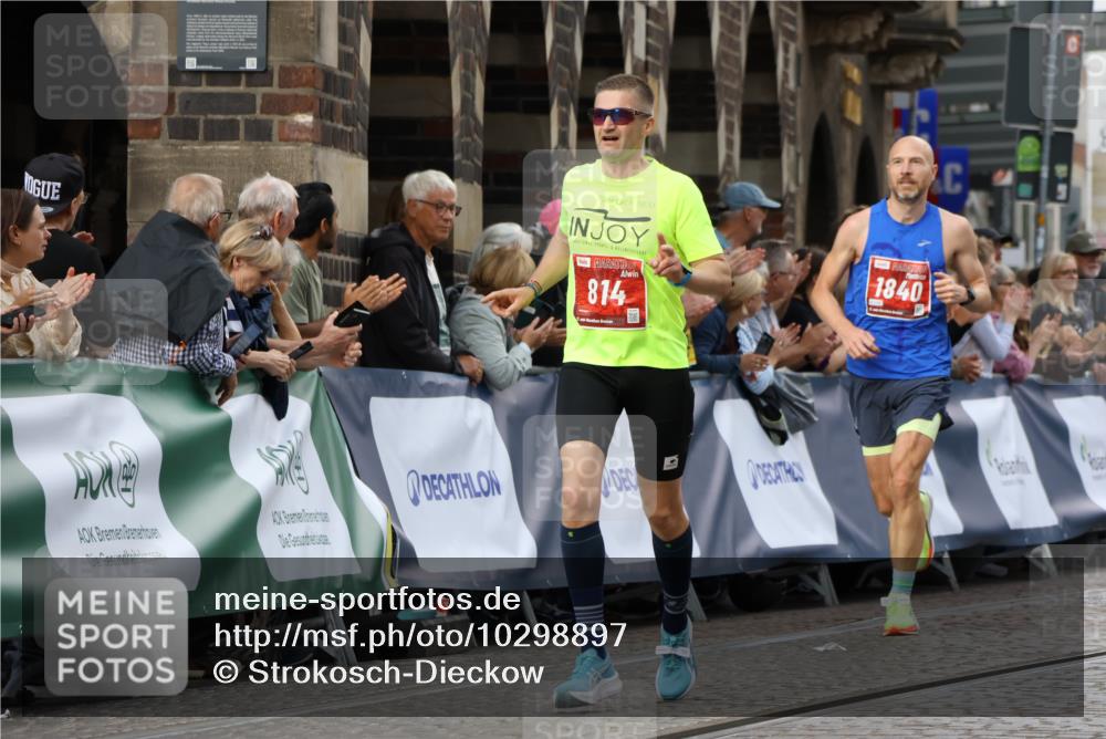 13.09.2026 - 21. swb-Marathon Bremen Strokosch-Dieckow http://msf.ph/oto/10298897 13.09.2026 12:45:23 Ziel 322, 814, 1187, 1544, 1840, 4474, 8285, 2032 meine-sportfotos.de