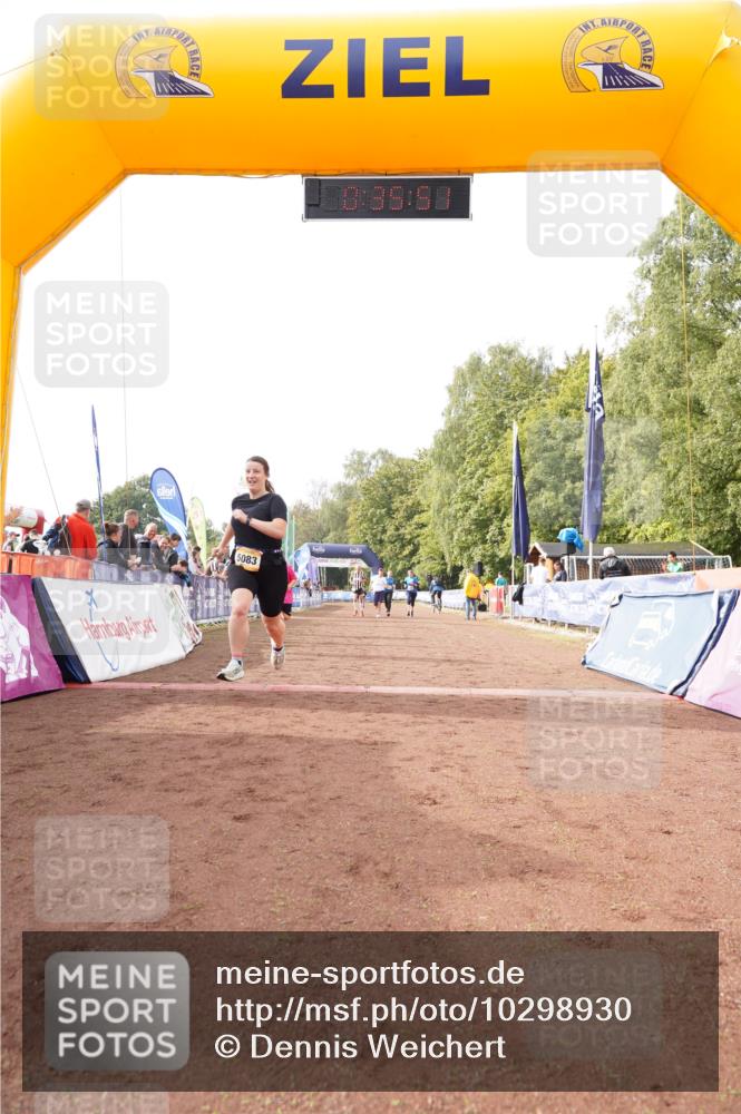13.09.2026 - Airport Race Dennis Weichert http://msf.ph/oto/10298930 13.09.2026 10:36:24 Ziel 5083, 5216 meine-sportfotos.de