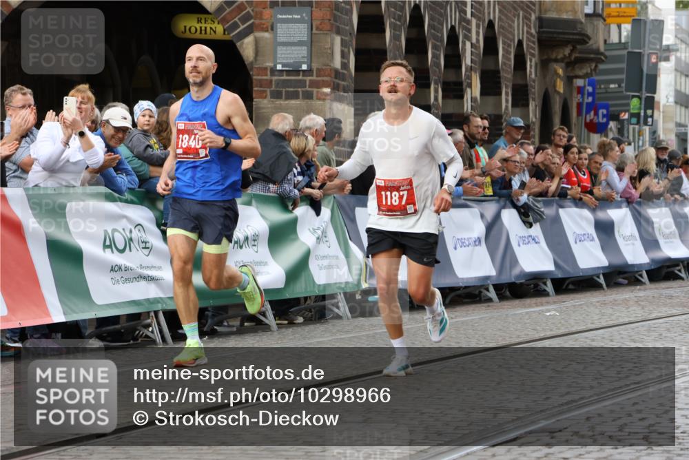 13.09.2026 - 21. swb-Marathon Bremen Strokosch-Dieckow http://msf.ph/oto/10298966 13.09.2026 12:45:26 Ziel 322, 814, 1187, 1544, 1840, 8285, 2032 meine-sportfotos.de