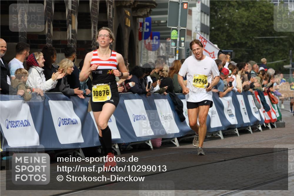 13.09.2026 - 21. swb-Marathon Bremen Strokosch-Dieckow http://msf.ph/oto/10299013 13.09.2026 10:50:13 Ziel 10452, 10508, 10593, 10709, 10966, 11005, 11007, 11035, 11183, 11415, 12380, 12510, 10170, 10233, 10525, 10840, 10923, 11178, 11497, 11499, 11622, 11680, 12045, 12078, 12269, 12447, 13562 meine-sportfotos.de