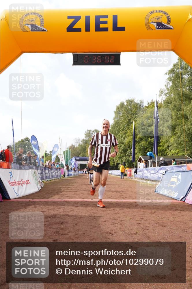 13.09.2026 - Airport Race Dennis Weichert http://msf.ph/oto/10299079 13.09.2026 10:36:35 Ziel 5138, 5301, 5399, 5400, 5428, 5477 meine-sportfotos.de