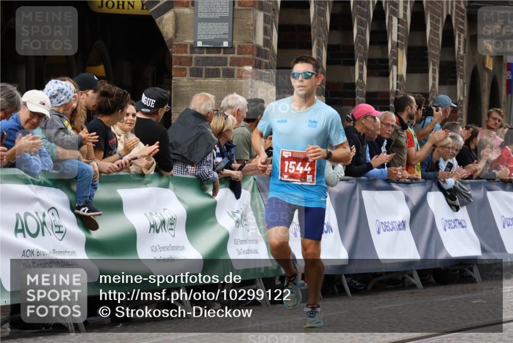 13.09.2026 - 21. swb-Marathon Bremen Strokosch-Dieckow http://msf.ph/oto/10299122 13.09.2026 12:45:34 Ziel 322, 1544, 2032 meine-sportfotos.de