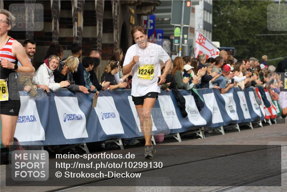 13.09.2026 - 21. swb-Marathon Bremen Strokosch-Dieckow http://msf.ph/oto/10299130 13.09.2026 10:50:14 Ziel 10452, 10508, 10593, 10709, 10966, 11005, 11007, 11035, 11183, 11415, 12380, 12510, 10170, 10233, 10525, 10840, 10923, 11178, 11497, 11499, 11622, 11680, 11742, 12045, 12078, 12269, 12447, 13562 meine-sportfotos.de