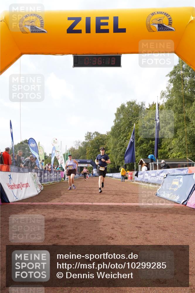13.09.2026 - Airport Race Dennis Weichert http://msf.ph/oto/10299285 13.09.2026 10:36:46 Ziel 5110, 5138, 5319 meine-sportfotos.de