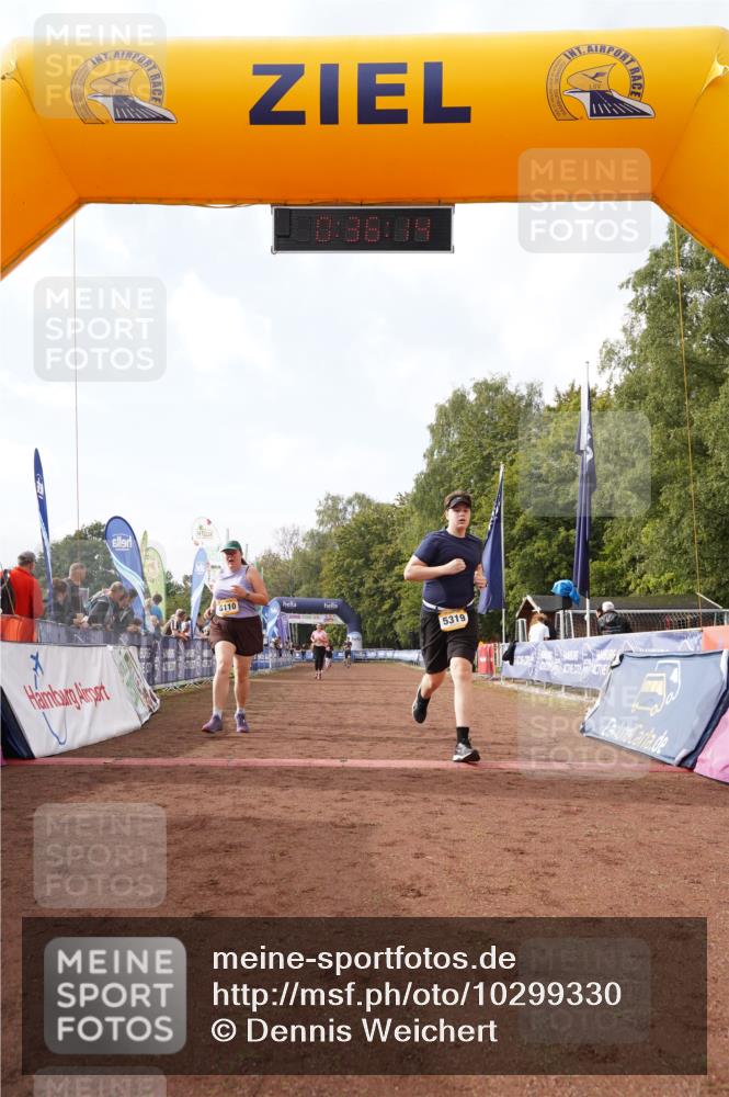 13.09.2026 - Airport Race Dennis Weichert http://msf.ph/oto/10299330 13.09.2026 10:36:47 Ziel 5110, 5138, 5319 meine-sportfotos.de