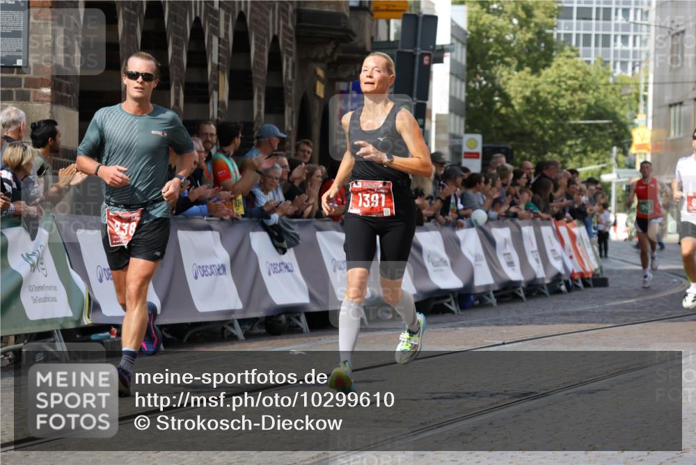 13.09.2026 - 21. swb-Marathon Bremen Strokosch-Dieckow http://msf.ph/oto/10299610 13.09.2026 12:47:02 Ziel 238, 574, 841, 1391, 649, 7741 meine-sportfotos.de