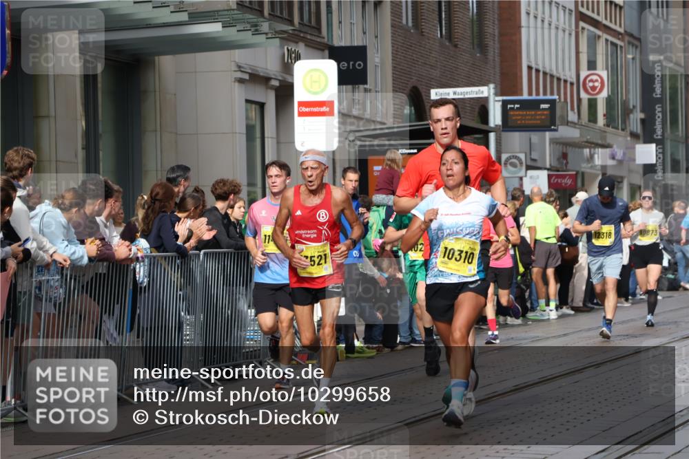 13.09.2026 - 21. swb-Marathon Bremen Strokosch-Dieckow http://msf.ph/oto/10299658 13.09.2026 10:47:21 Ziel 10172, 10210, 10223, 10270, 10310, 10393, 10592, 10594, 10807, 10860, 10873, 11018, 11130, 11469, 11634, 11646, 11809, 11894, 12077, 12296, 12318, 12547, 12558, 13521, 10189, 10310, 10319, 10744, 10898, 11060, 11187, 11269, 11344, 11462, 11650, 11651, 11814, 12048, 12195, 12298, 12415, 12470, 13528, 13545, 13589, 13613 meine-sportfotos.de