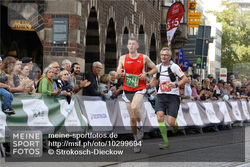 13.09.2026 - 21. swb-Marathon Bremen Strokosch-Dieckow http://msf.ph/oto/10299694 13.09.2026 12:47:07 Ziel 238, 574, 841, 1391, 7741 meine-sportfotos.de